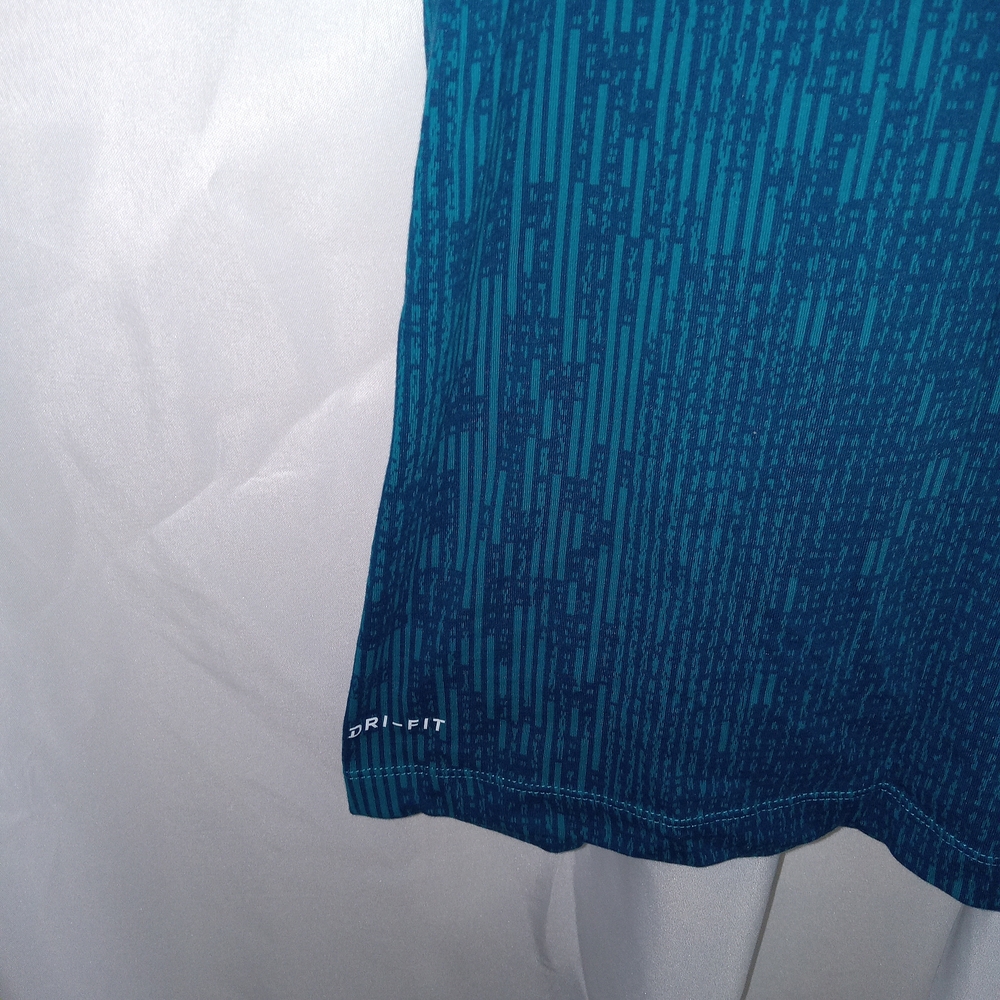 Nike Men's Adult Sz 2XL Tee Shirt Short Sleeve Regular Dri Fit Casual Athletic - Picture 3 of 11